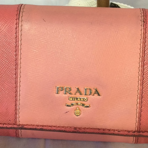 Prada wallet - Picture 3 of 13